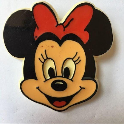 Vintage 1980s Minnie Mouse Plastic Pin