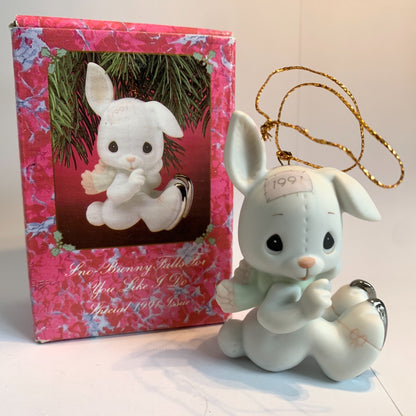 Precious Moments 520438 Sno-Bunny Falls For You Like I Do 1991 Ornament IN BOX