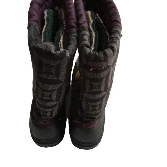 Sorel Purple Winter Boots with Illuminite