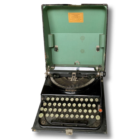 Remington Vintage Portable Typewriter With Case